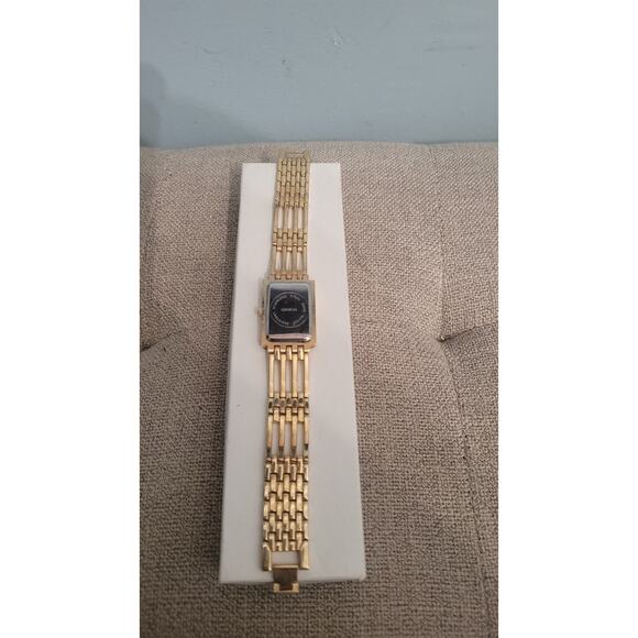 Vintage Geneva Women’s Gold Tone Quartz Dress Watch Rectangular Face Japan... - Picture 3 of 5